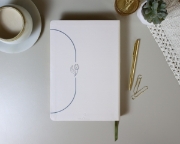 Imagen de Biblia de Promesas RVR1960, Virtuosa, Letra gigante, Piel especial, Crema