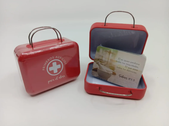 Imagen de Primeros auxilios para el alma - Caja de promesas metálica maleta