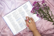 Imagen de RVR 1960 Biblia del pescador, Mujer virtuosa, multicolor, tapa dura