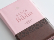 Imagen de Biblia RVR60 Letra Súper Gigante, piel Café, Rosa Mariposas con cierre, índice